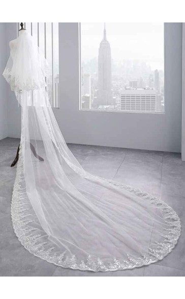 Two-tier Lace Applique Edge Chapel Bridal Veils With Lace