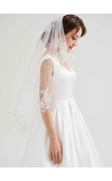 One-tier Cut Edge Fingertip Bridal Veils