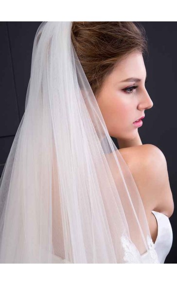 Two-tier Lace Applique Edge Cathedral Bridal Veils With Lace