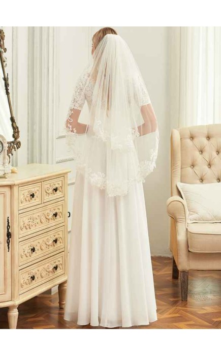 Two-tier Lace Applique Edge Elbow Bridal Veils With Lace