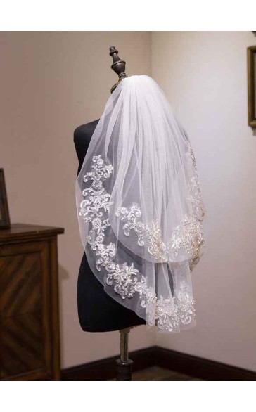 Two-tier Shoulder Veils With Lace