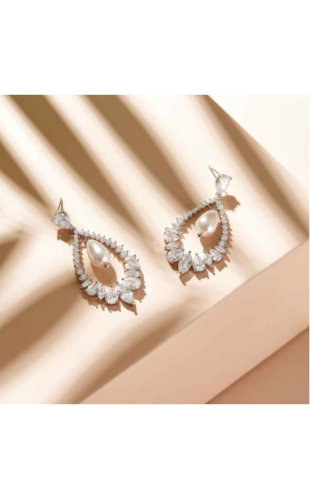 Elegant Alloy With Irregular Cubic Zirconia Earrings