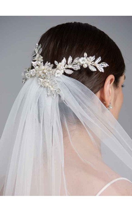 One-tier Cut Edge Waltz Bridal Veils With Rhinestones/Faux Pearl