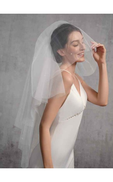 Four-tier Cut Edge Elbow Bridal Veils With Lace