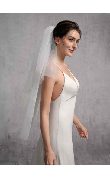 Four-tier Cut Edge Elbow Bridal Veils With Lace