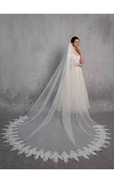 One-tier Lace Applique Edge Elbow Bridal Veils With Lace