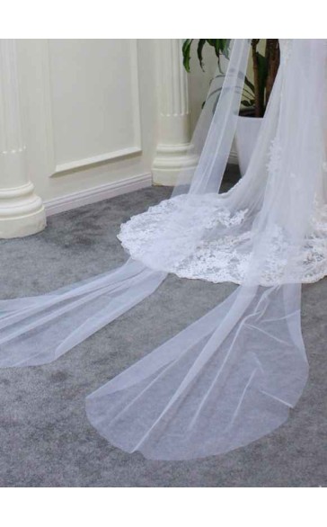 One-tier Cut Edge Chapel Bridal Veils With Lace