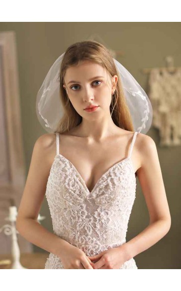 Two-tier Lace Applique Edge Shoulder Veils With Lace