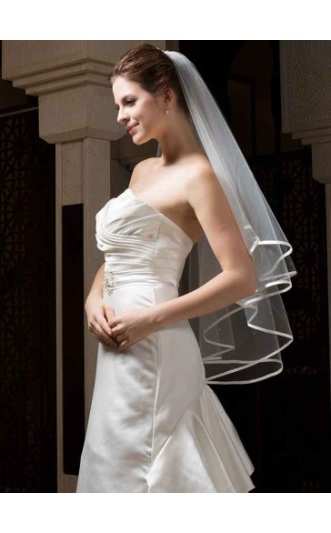 Two-tier Satin Edge Fingertip Bridal Veils With Beading